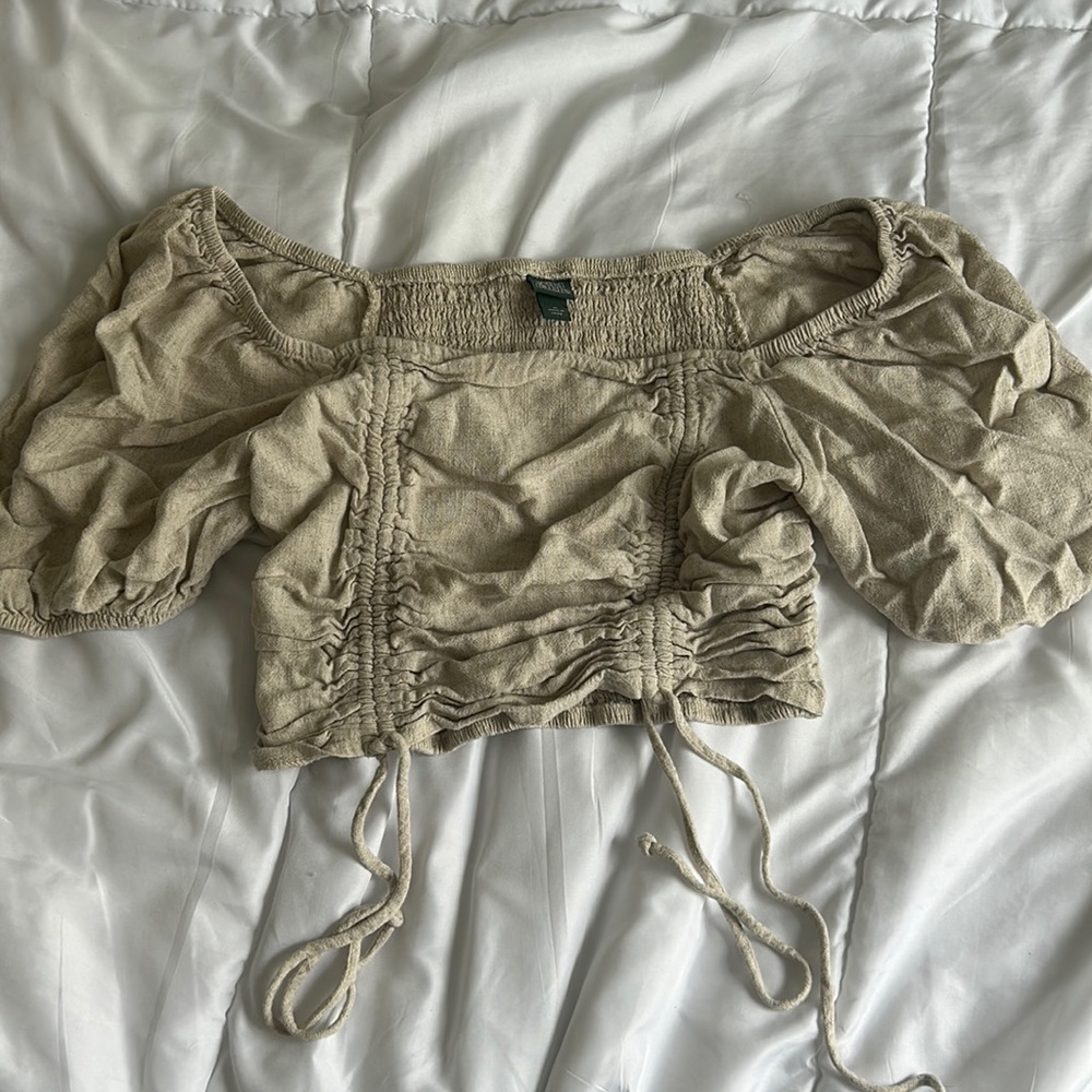 Off the shoulder cropped linen too